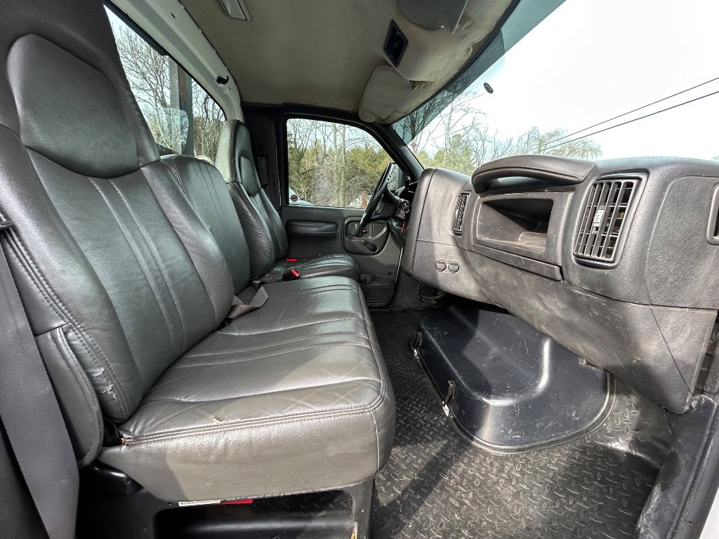 2007 GMC C5500 - Photo 18