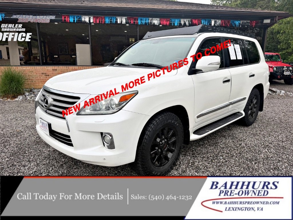 2013 Lexus LX 600 570's photo