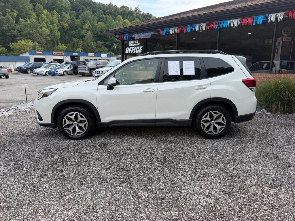 Used 2024 Subaru Forester Premium Premium AWD