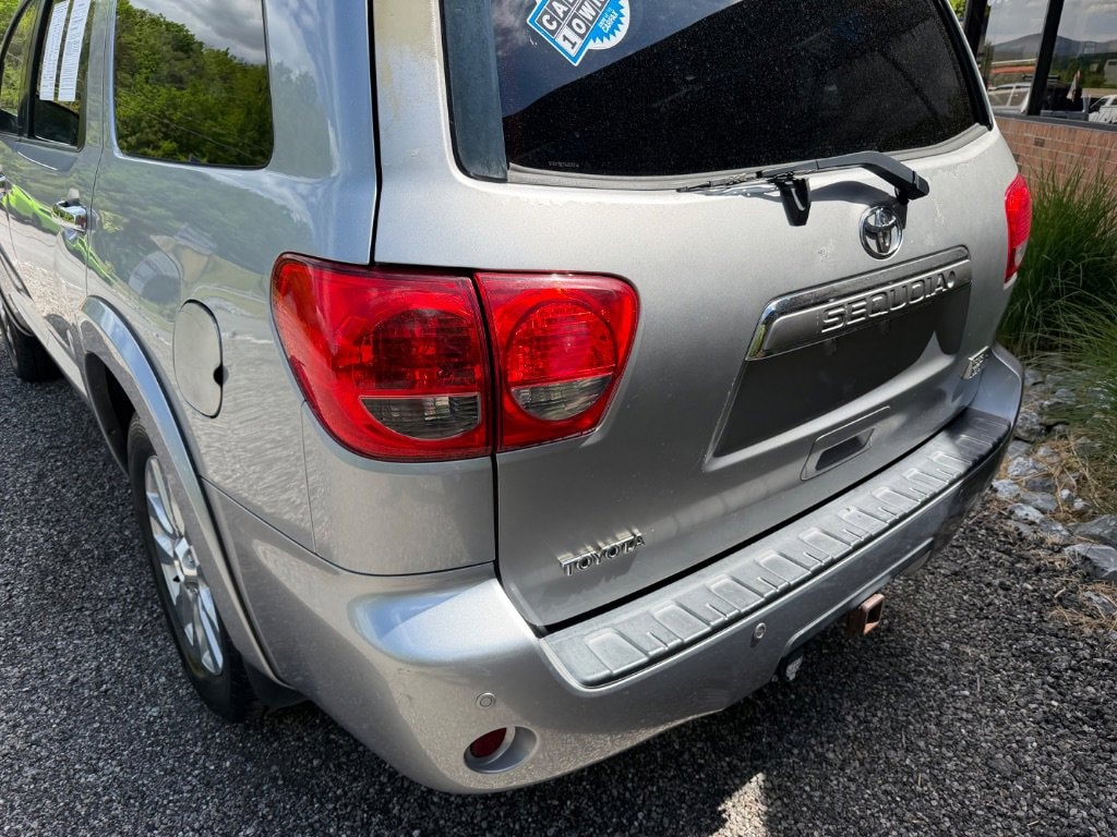 2010 Toyota Sequoia Platinum - Photo 11