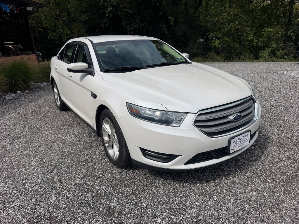 Used 2015 Ford Taurus SEL Sedan