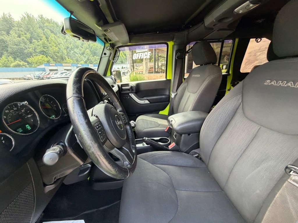 2016 Jeep Wrangler Unlimited Sahara - Photo 14