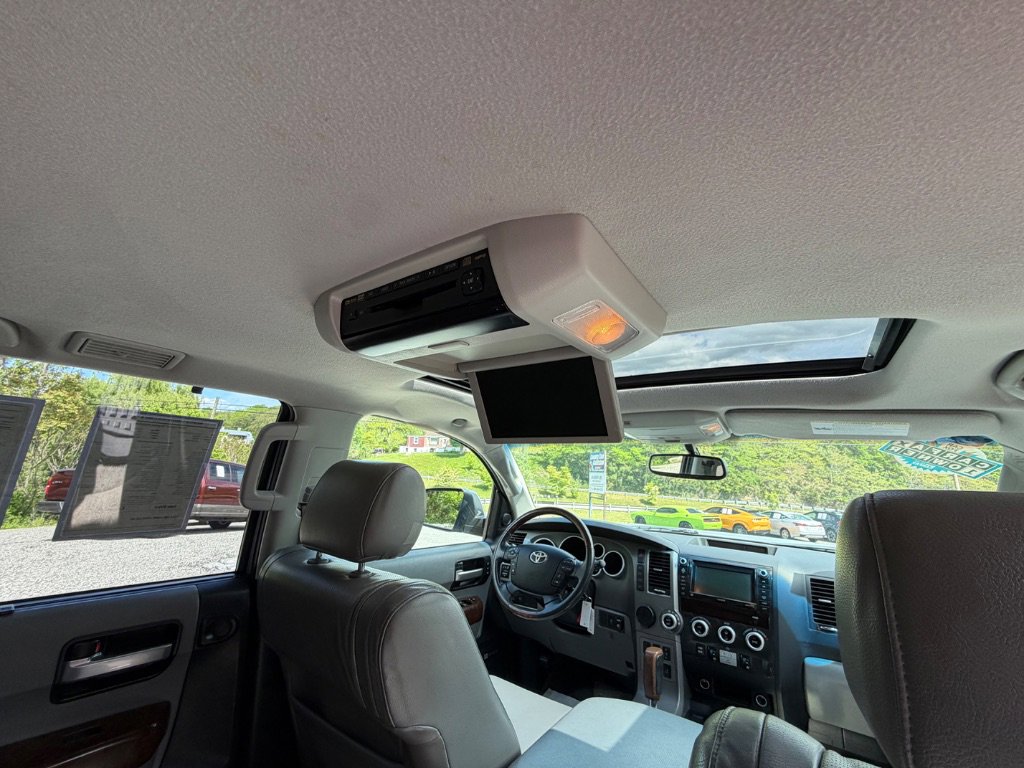 2010 Toyota Sequoia Platinum - Photo 16