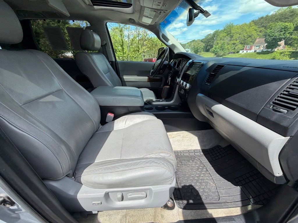 2010 Toyota Sequoia Platinum - Photo 20