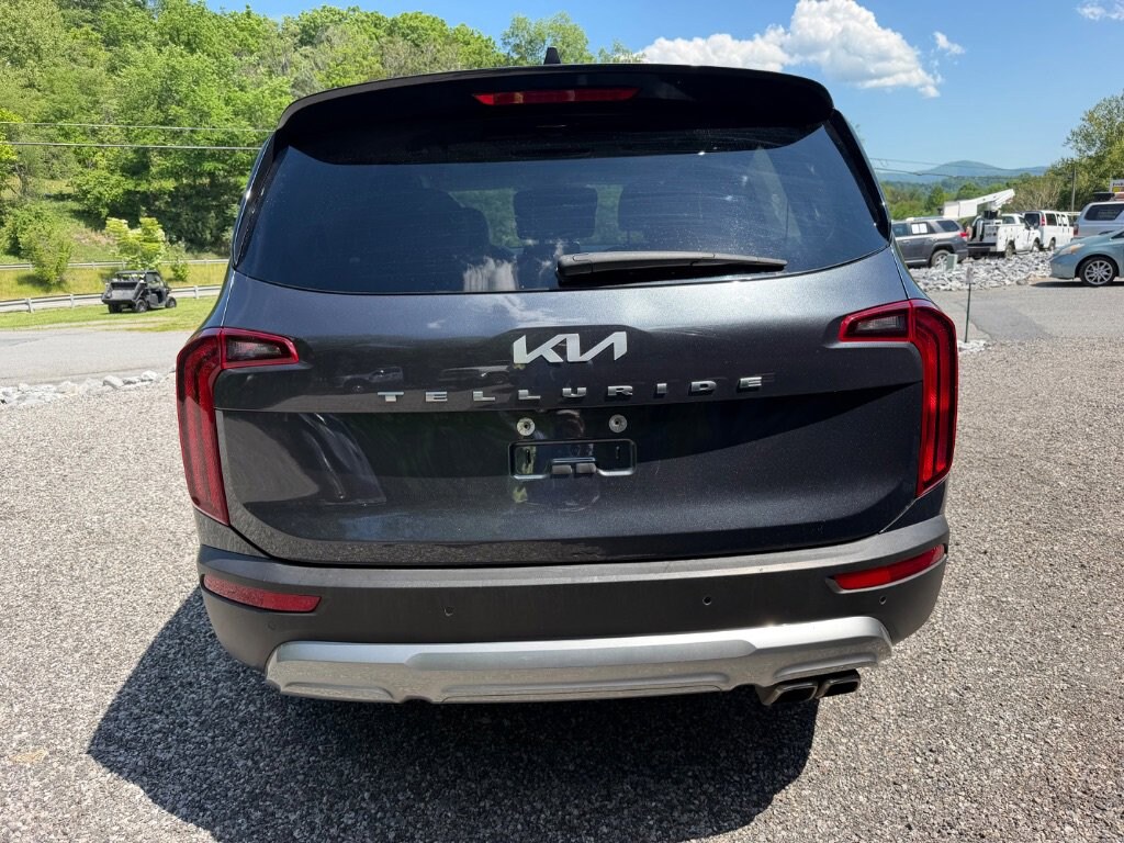 Used 2022 Kia Telluride S S FWD