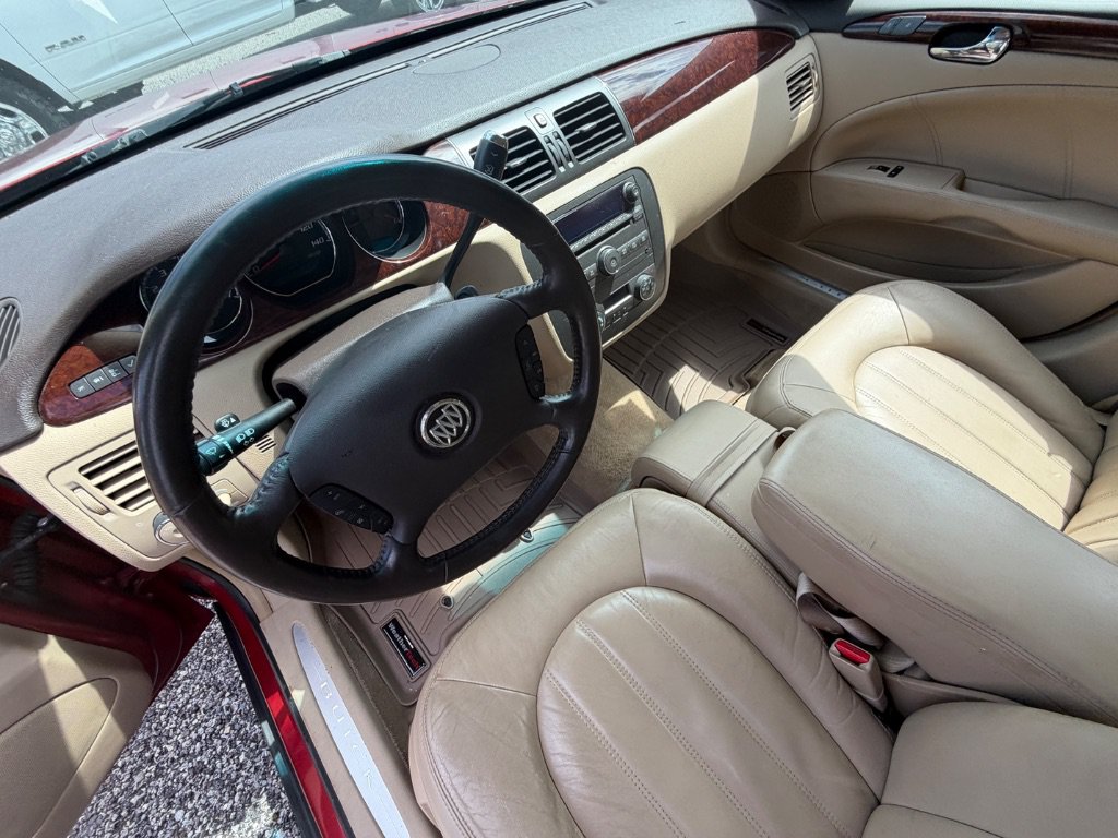 2010 Buick Lucerne CXL - Photo 24