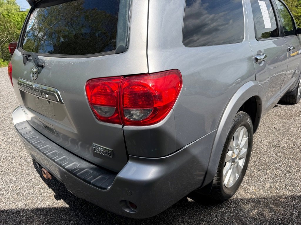 2010 Toyota Sequoia Platinum - Photo 10