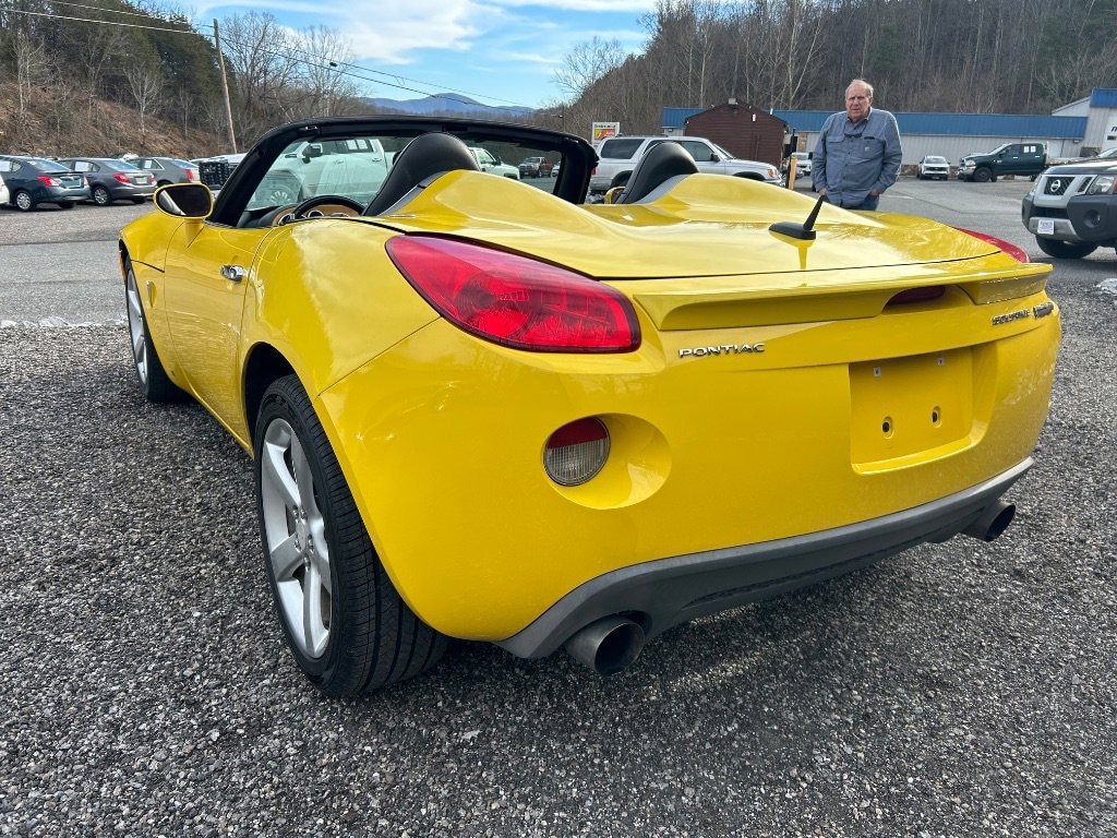 Used 2008 Pontiac Solstice GXP Convertible