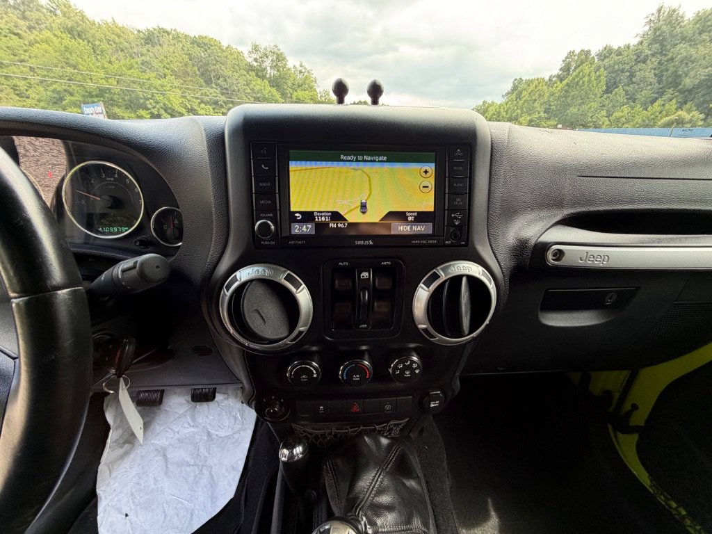 2016 Jeep Wrangler Unlimited Sahara - Photo 25