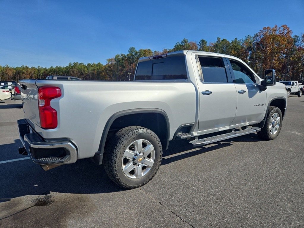 2021 Chevrolet Silverado 2500HD LTZ photo 2
