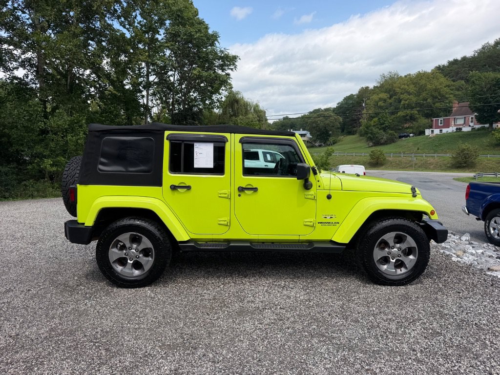 2016 Jeep Wrangler Unlimited Sahara - Photo 6