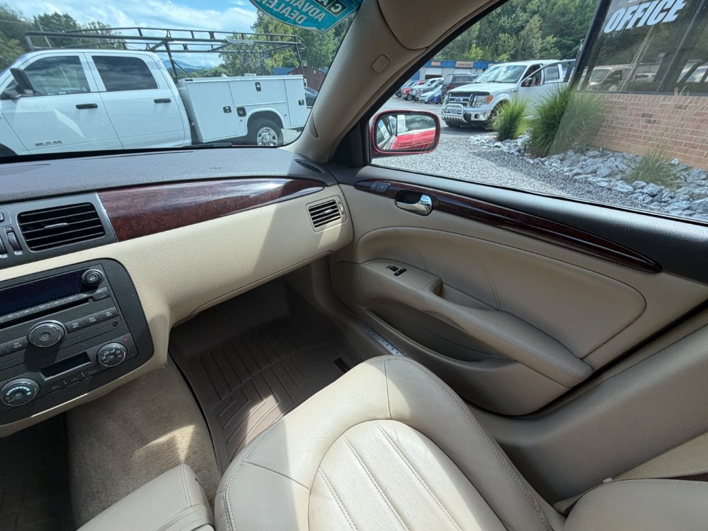2010 Buick Lucerne CXL - Photo 17