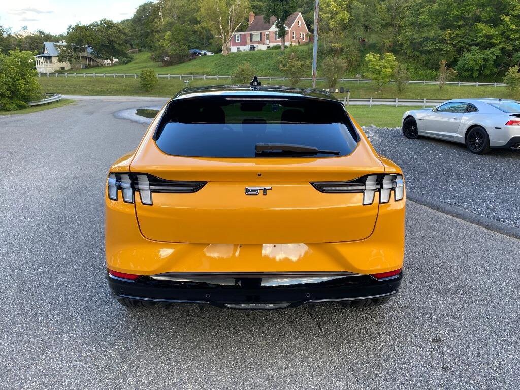 2021 Ford Mustang Mach-E GT photo 4