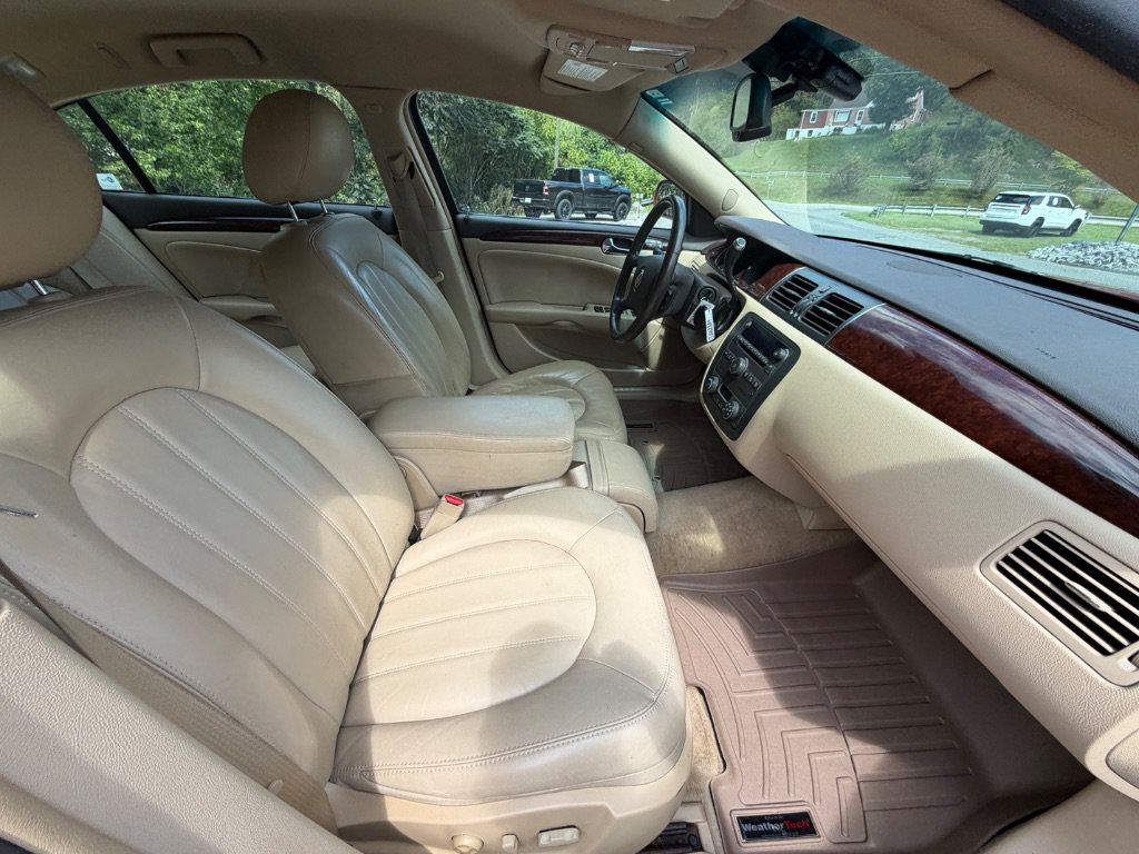 2010 Buick Lucerne CXL - Photo 19