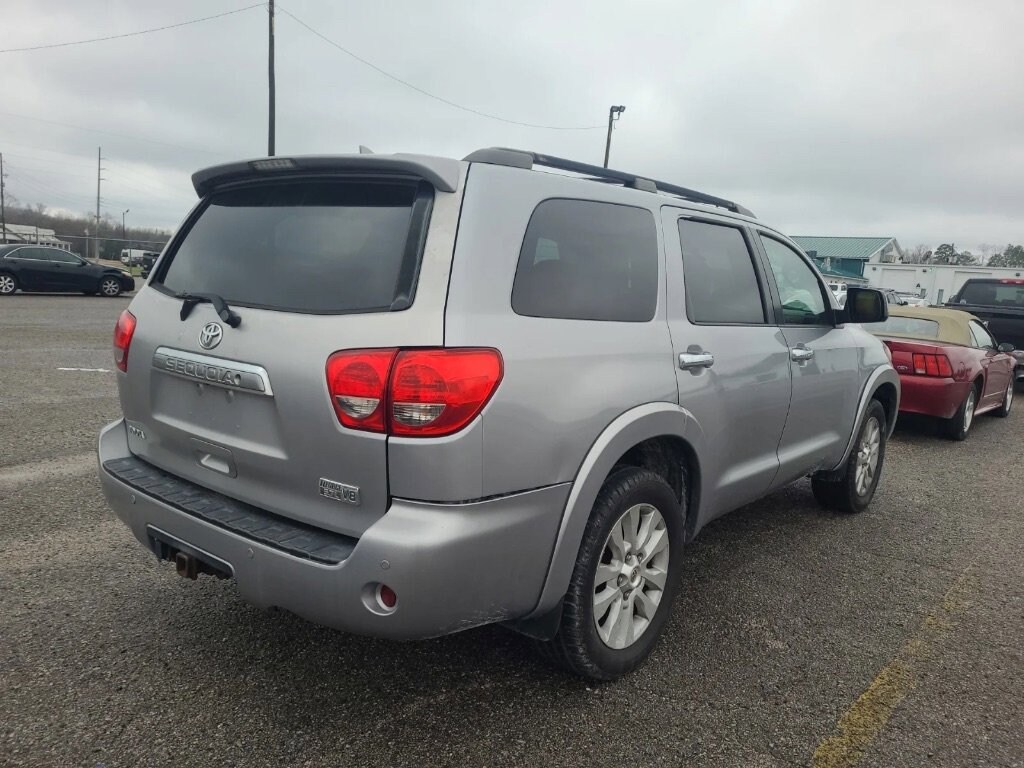 Used 2010 Toyota Sequoia Platinum RWD LV8 6-Spd AT Platinum
