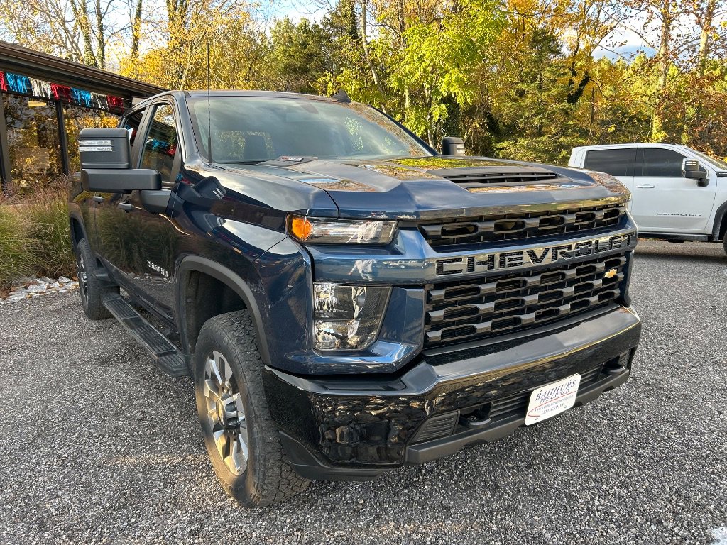 2022 Chevrolet Silverado 2500HD Custom photo 4
