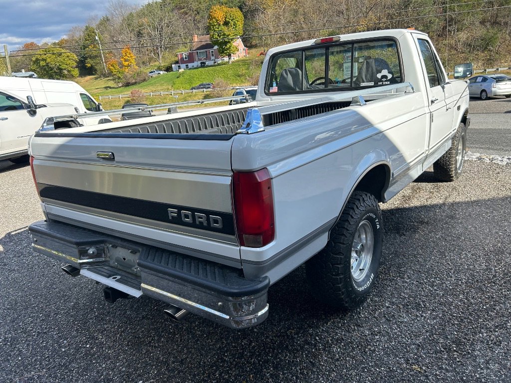 1996 Ford F-150 XLT photo 3