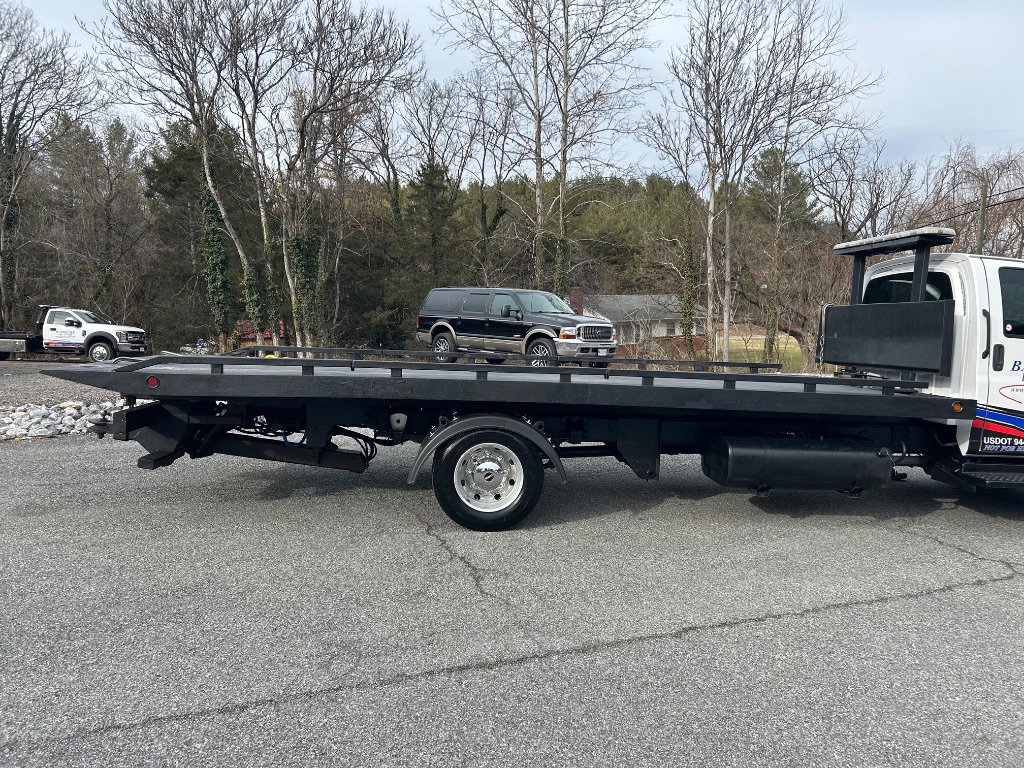 2007 GMC C5500 - Photo 7