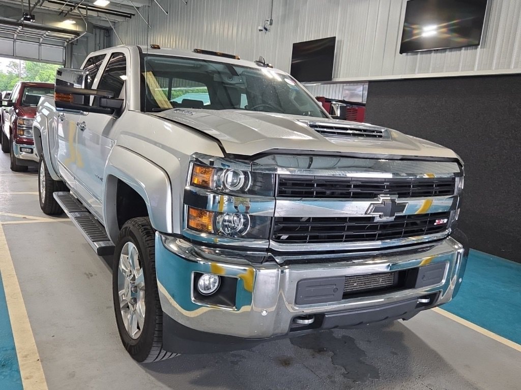 Used 2017 Chevrolet Silverado 2500HD LTZ 4WD Crew Cab 153.7 LTZ