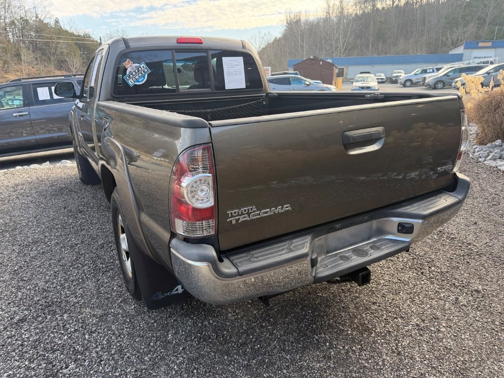 Used 2013 Toyota Tacoma SR5 4WD Access Cab I4 AT