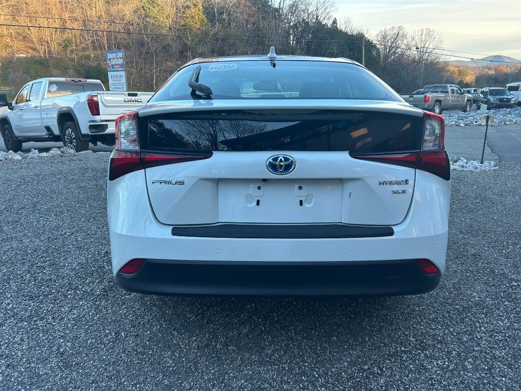 Used 2021 Toyota Prius XLE XLE