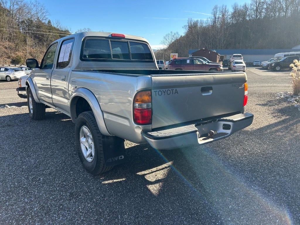 Used 2004 Toyota Tacoma SR5 DoubleCab V6 Auto 4WD