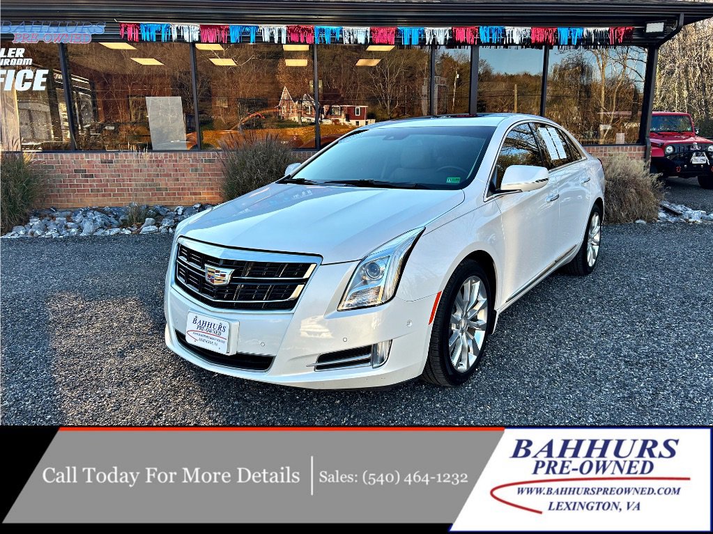 2016 Cadillac XTS Luxury Collection's photo