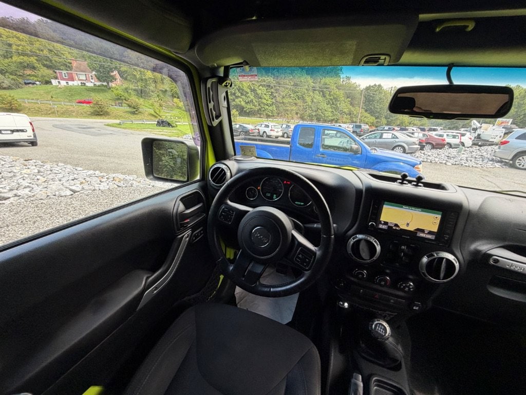 2016 Jeep Wrangler Unlimited Sahara - Photo 21