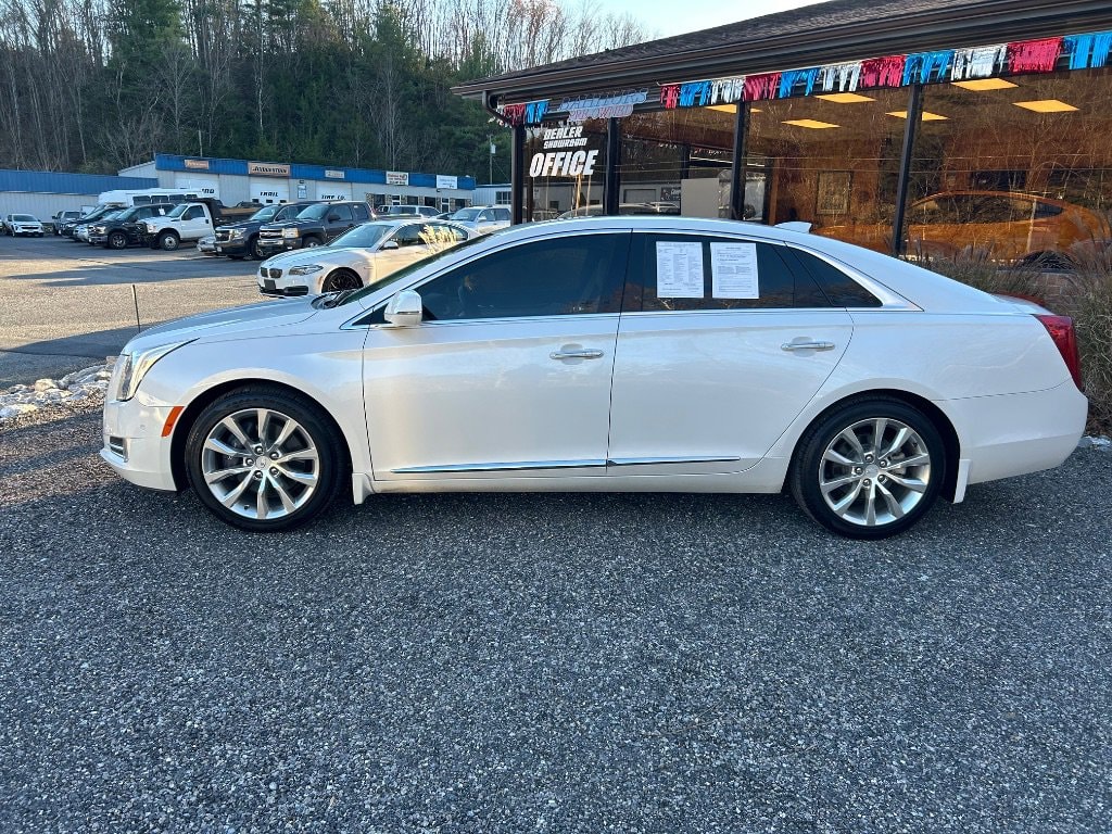 Used 2016 Cadillac XTS Luxury Collection Sedan