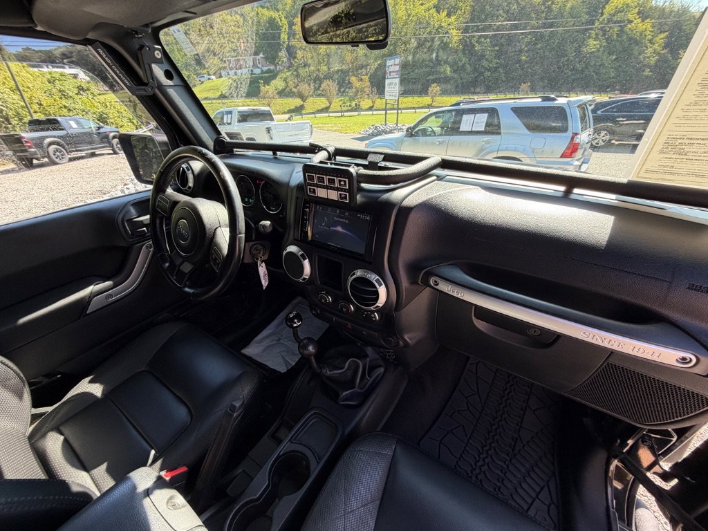 2011 Jeep Wrangler Rubicon - Photo 19