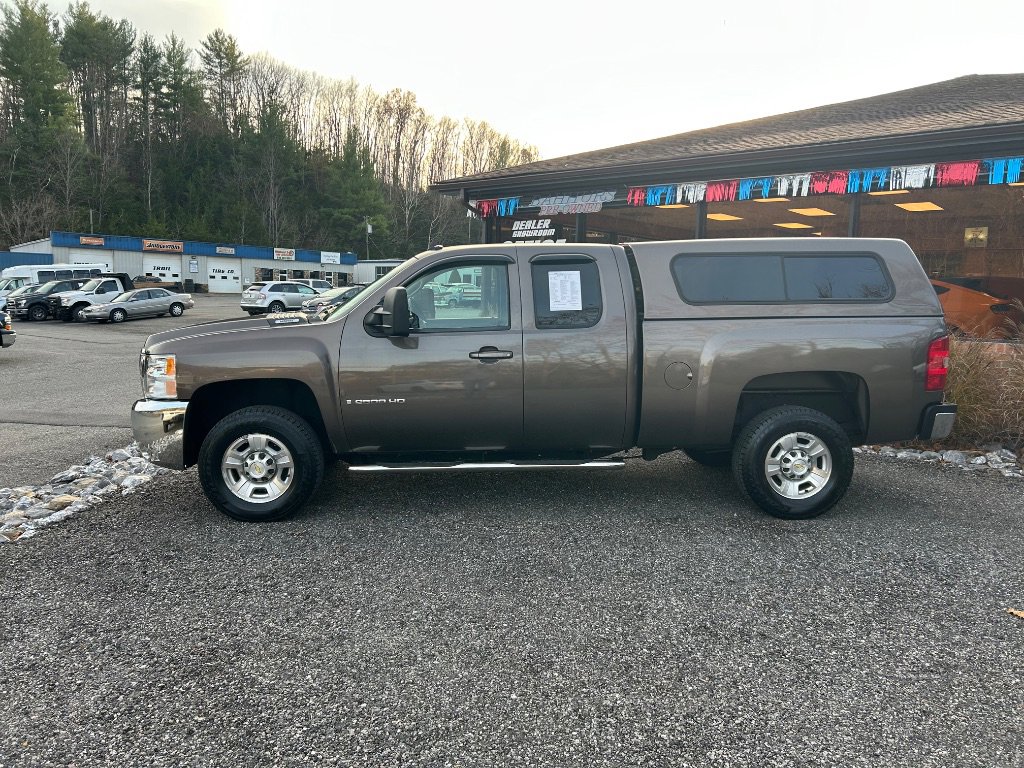 2007 Chevrolet Silverado 2500HD LTZ photo 2