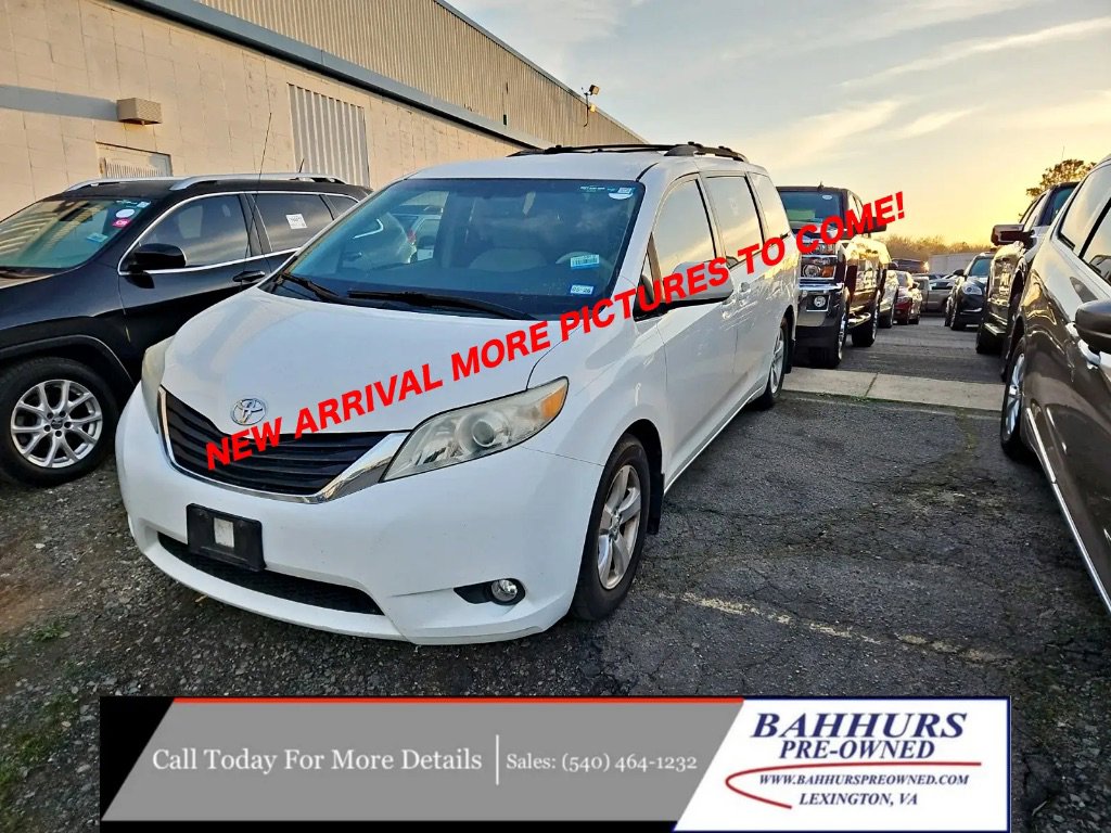 2012 Toyota Sienna LE