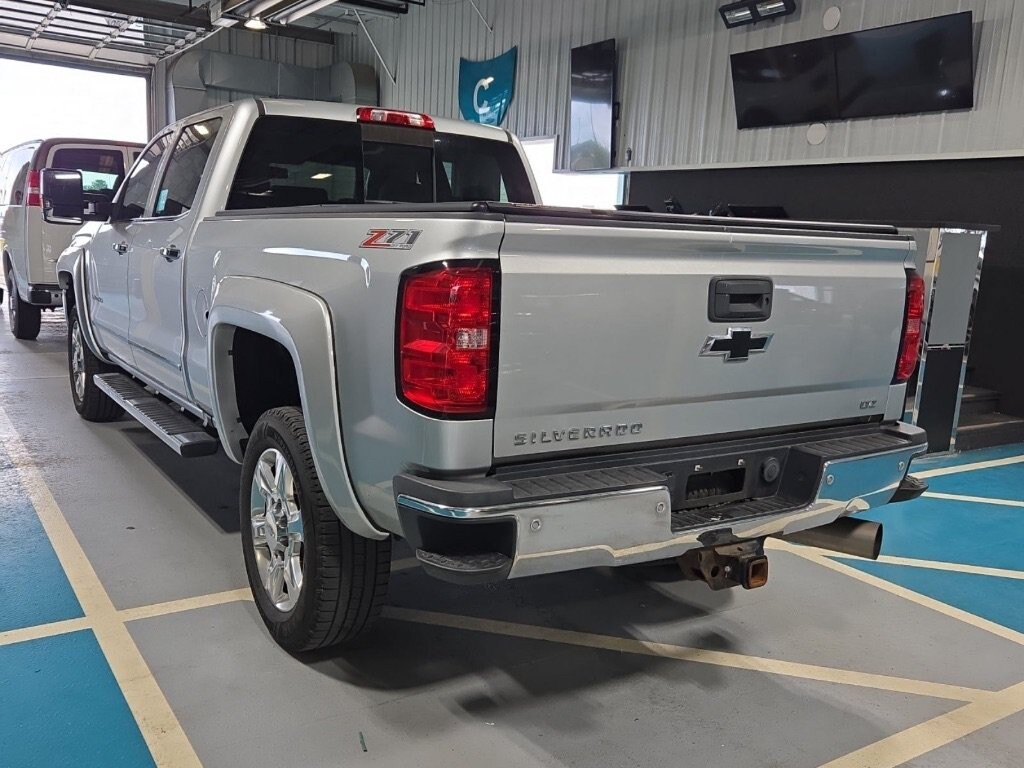 Used 2017 Chevrolet Silverado 2500HD LTZ 4WD Crew Cab 153.7 LTZ