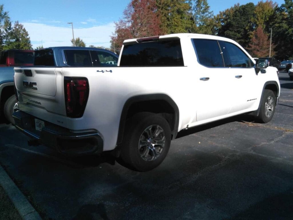 Used 2025 GMC Sierra 1500 SLT 4WD Crew Cab 147 SLT