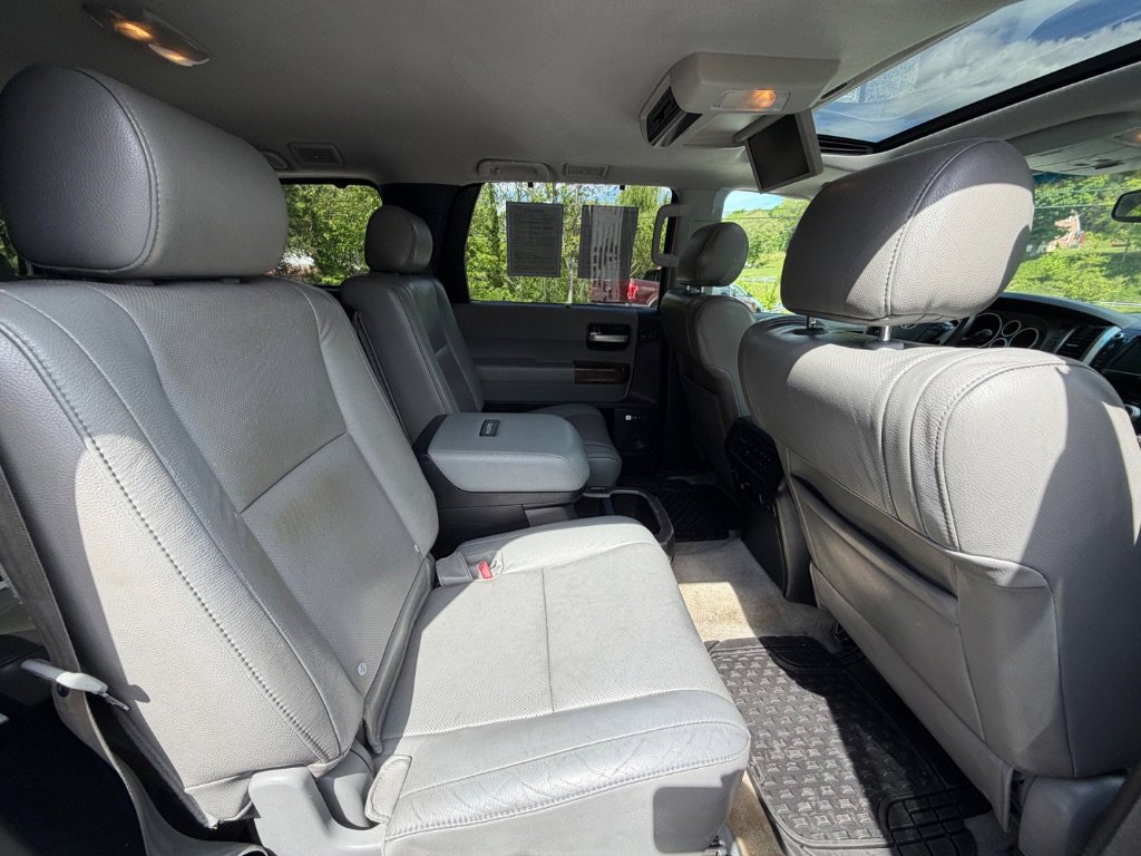 2010 Toyota Sequoia Platinum - Photo 13