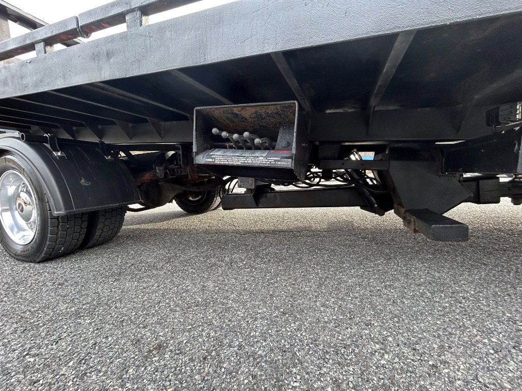 2007 GMC C5500 - Photo 26