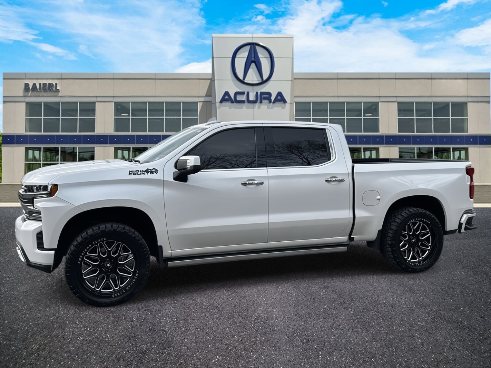 2020 Chevrolet Silverado 1500 High Country photo 2