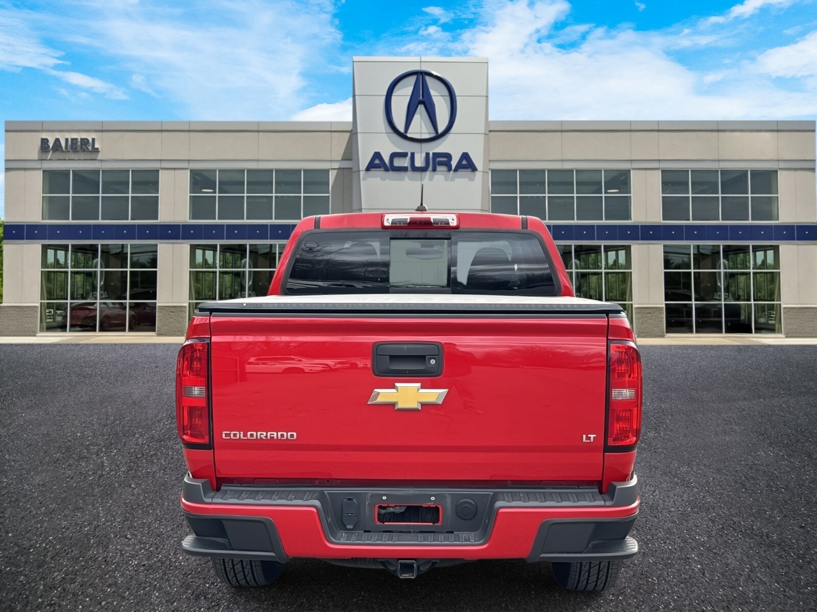 2016 Chevrolet Colorado LT photo 4