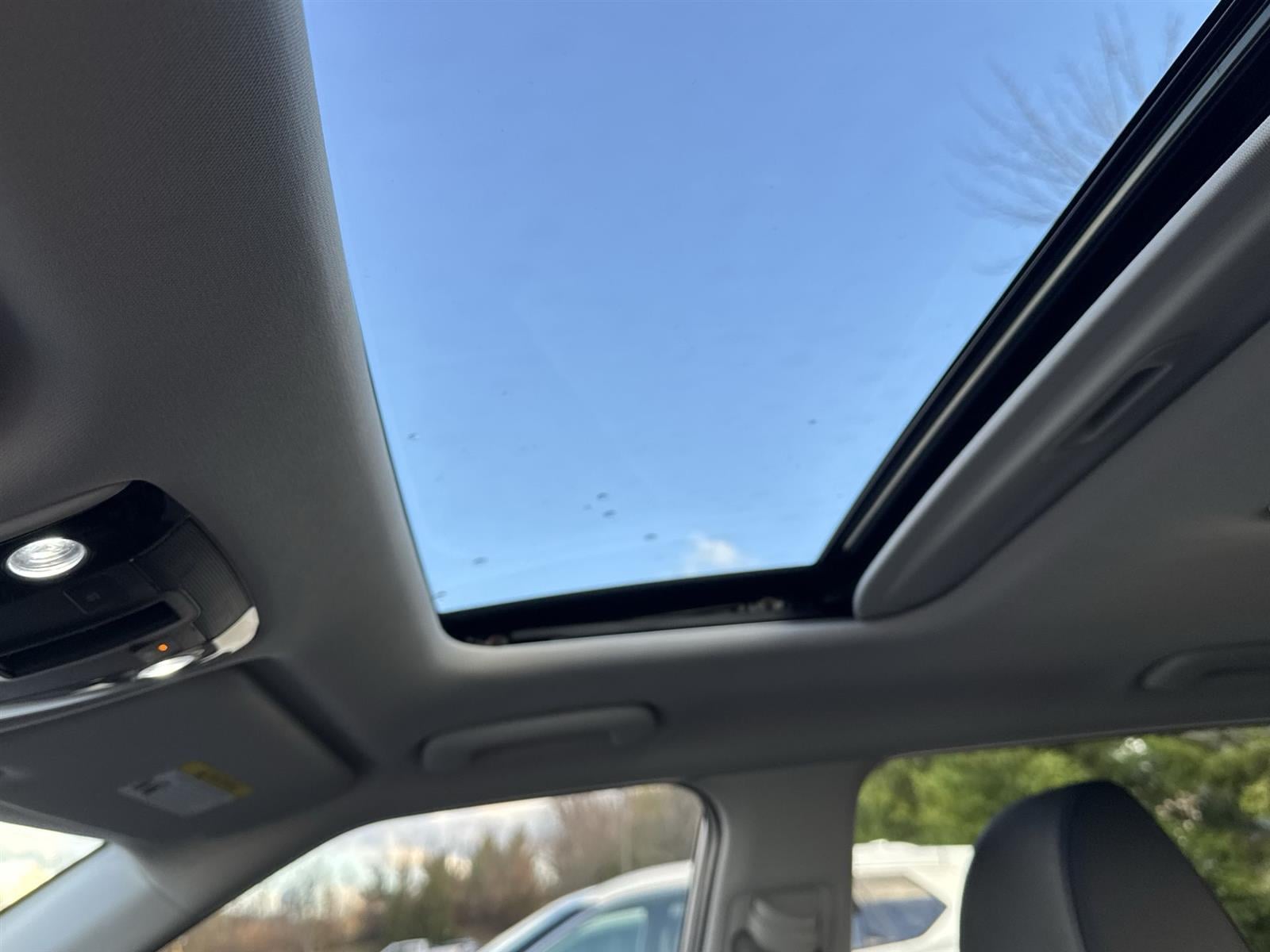 Thumbnail: 2023 Kia Seltos - 16