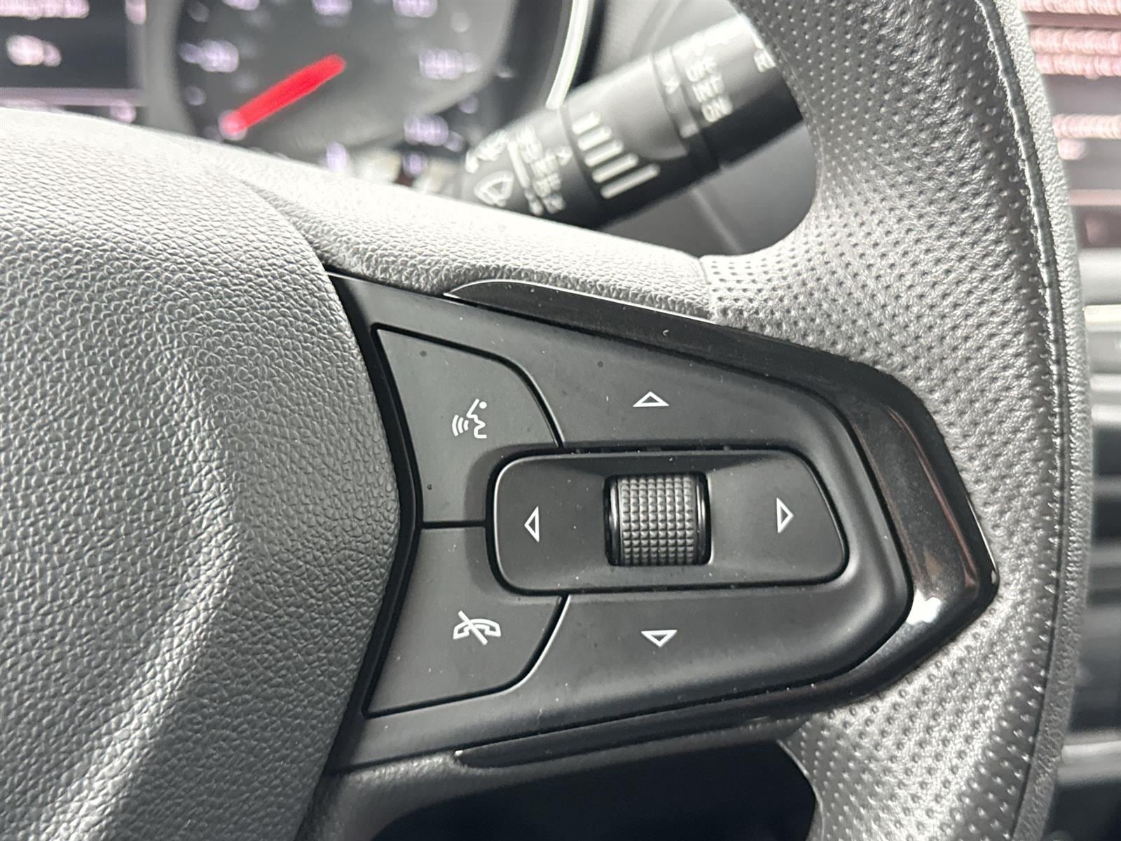 Thumbnail: 2022 Chevrolet TrailBlazer - 17