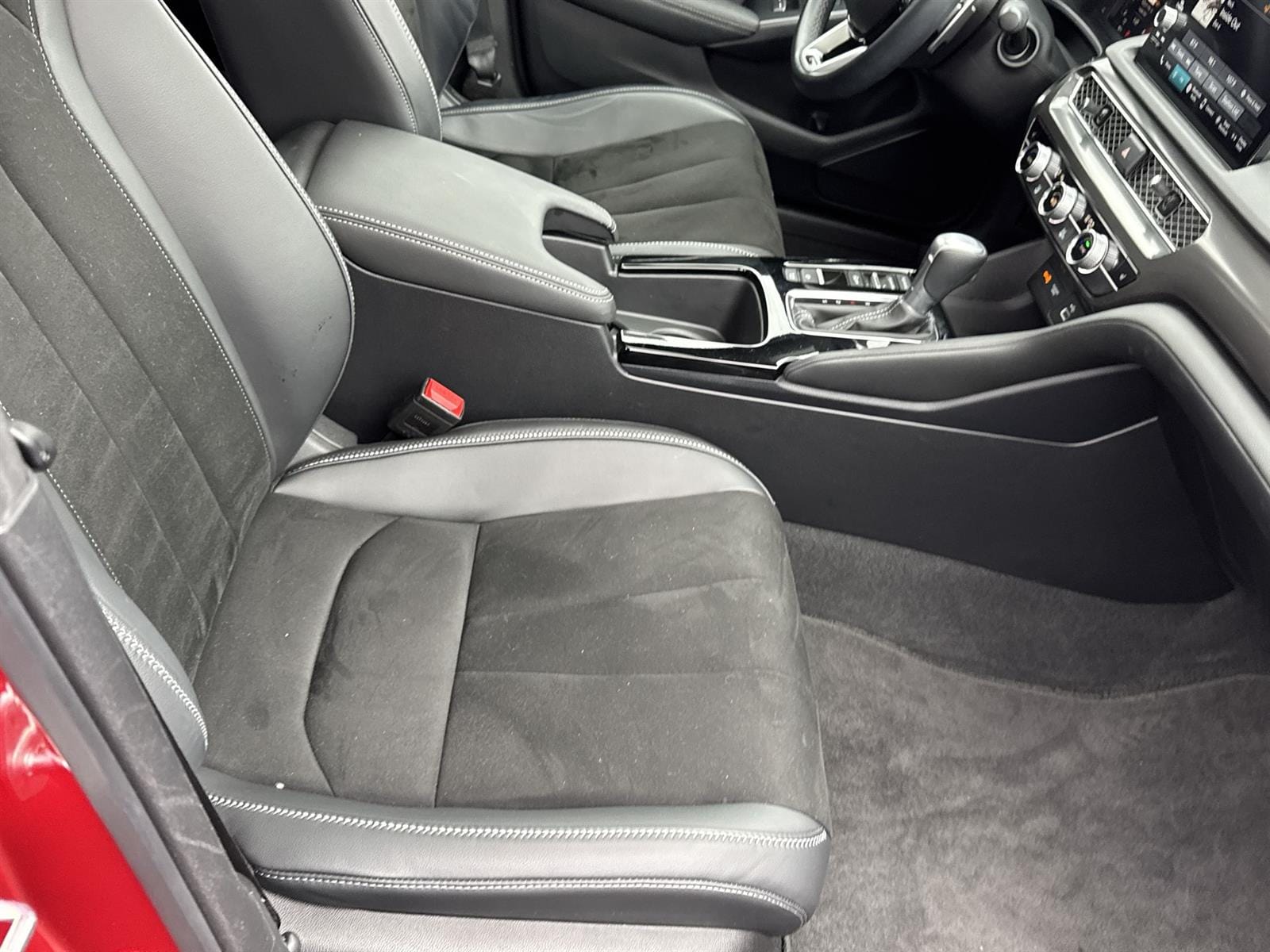 Thumbnail: 2023 Acura Integra - 17