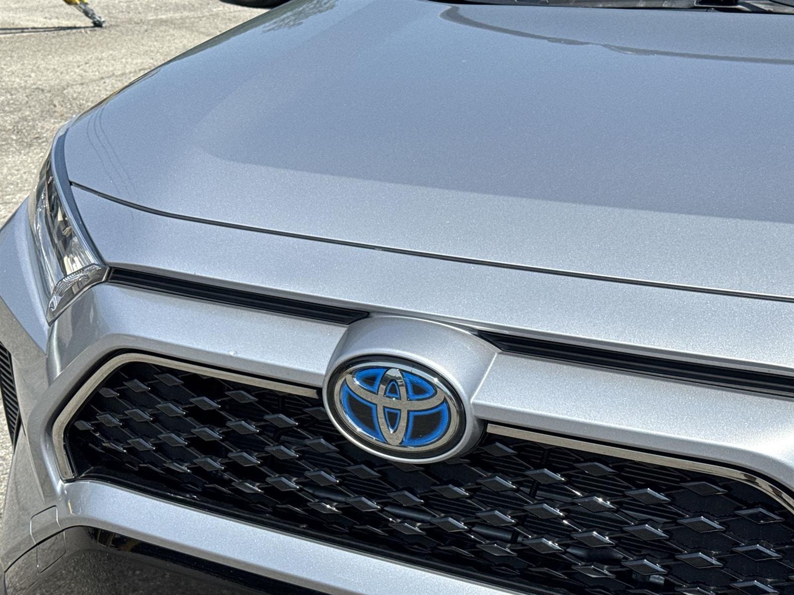 2021 Toyota RAV4 Prime SE 10