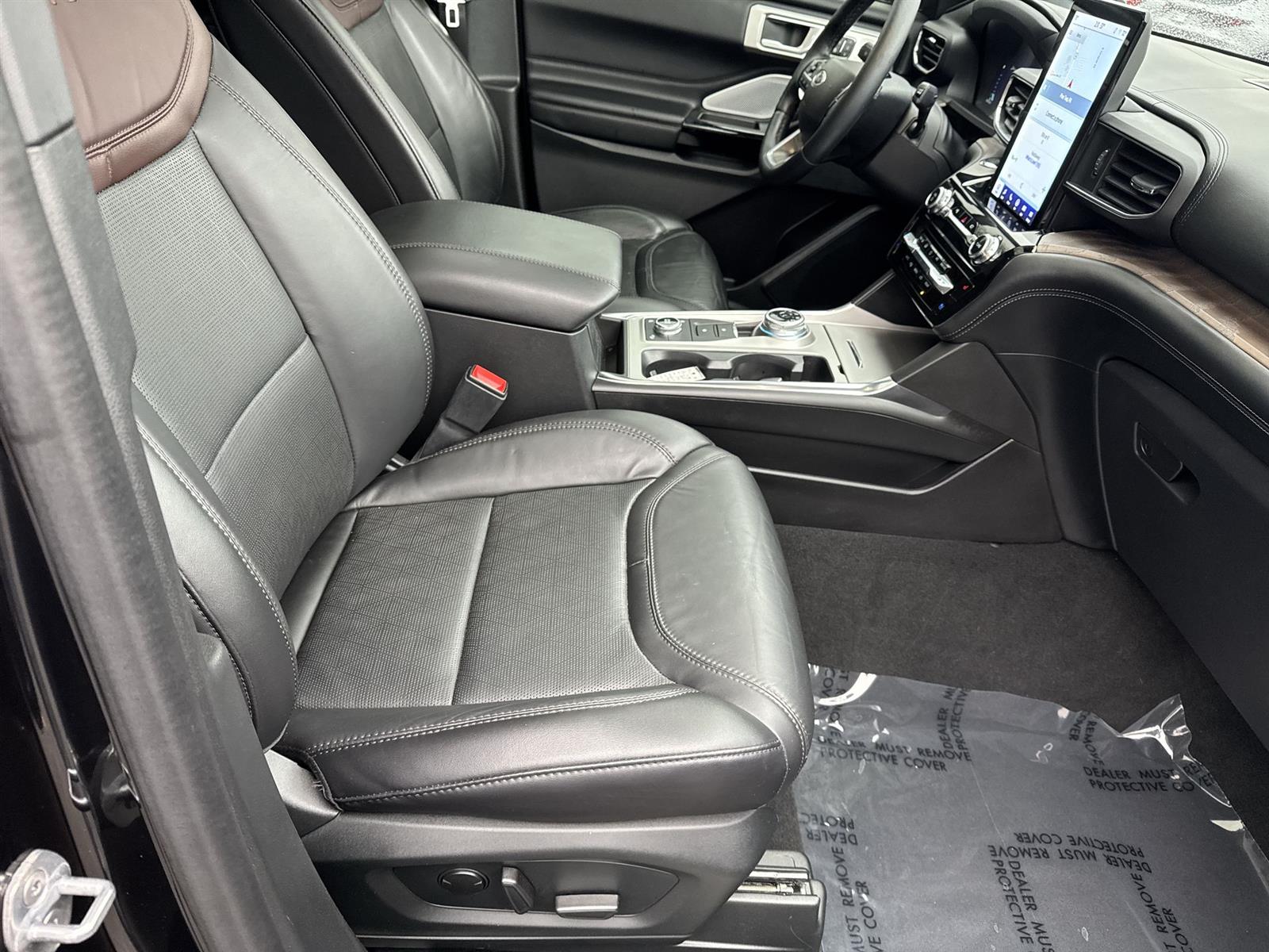 Thumbnail: 2022 Ford Explorer - 17