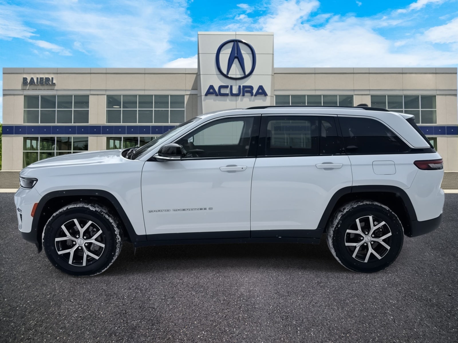 Thumbnail: 2023 Jeep Grand Cherokee - 2