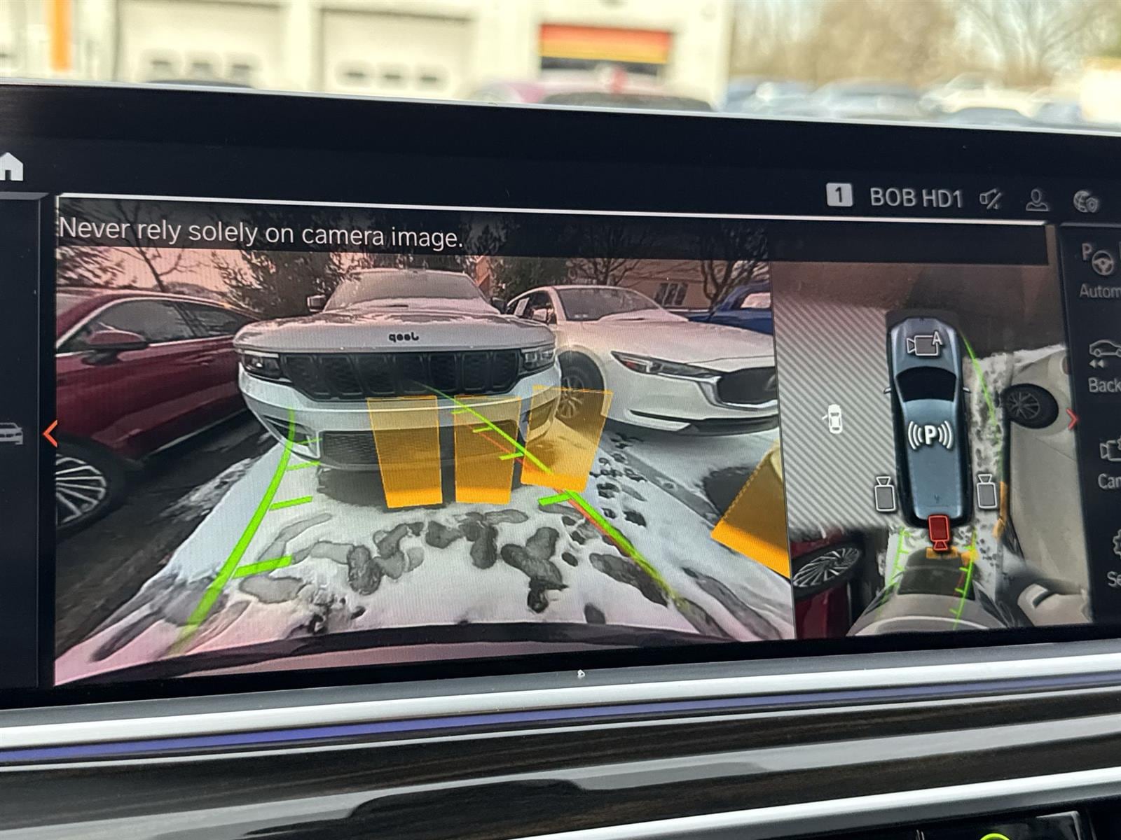 Thumbnail: 2021 BMW X7 - 23