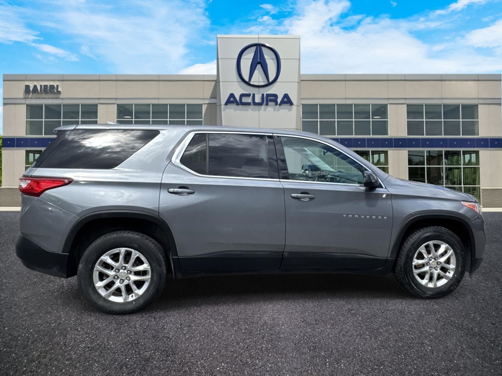 Thumbnail: 2018 Chevrolet Traverse - 6