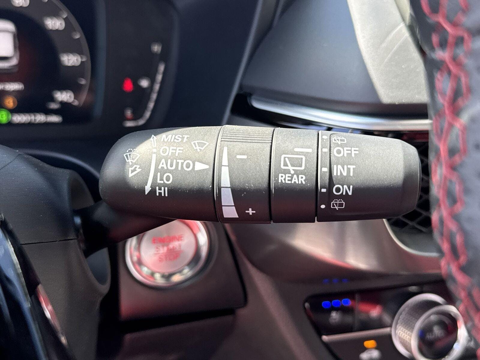 Thumbnail: 2025 Acura ADX - 21