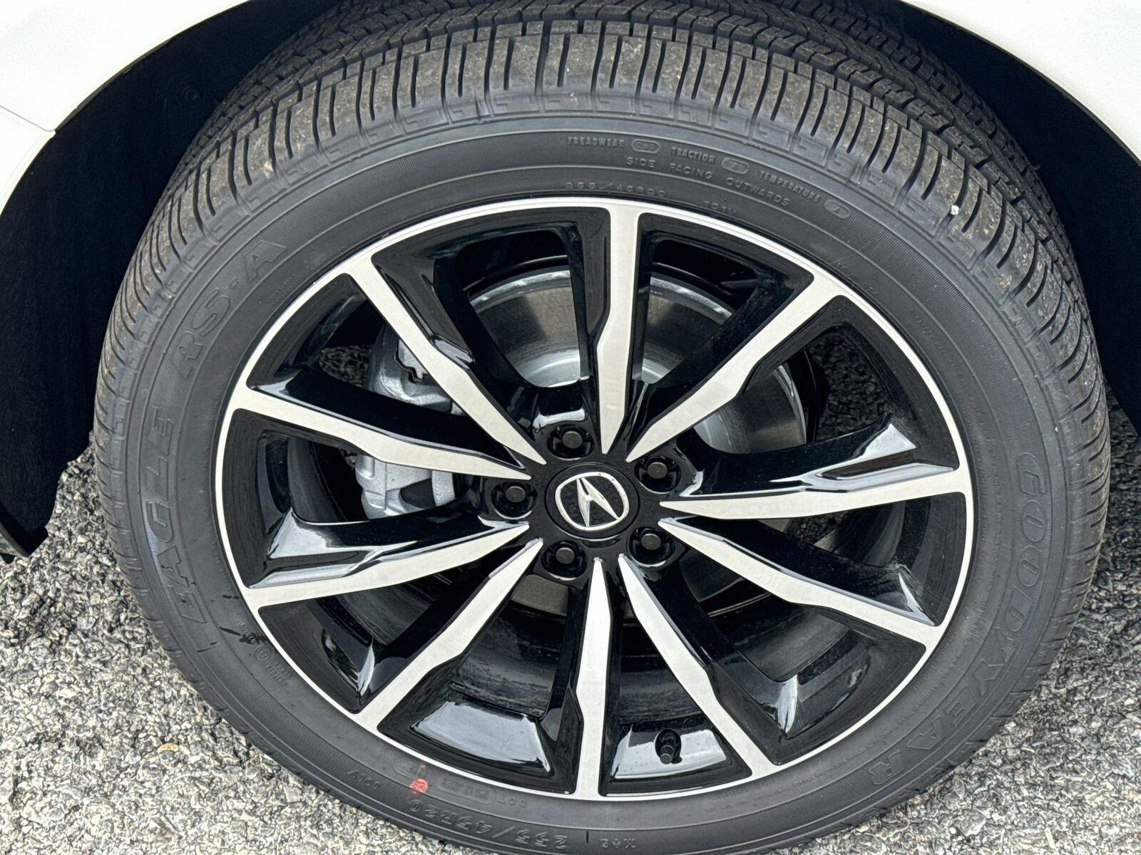 Thumbnail: 2026 Acura RDX - 12