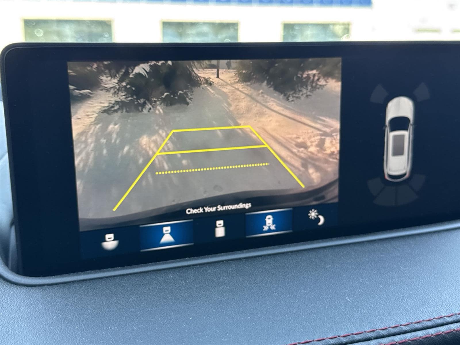 Thumbnail: 2022 Acura MDX - 24