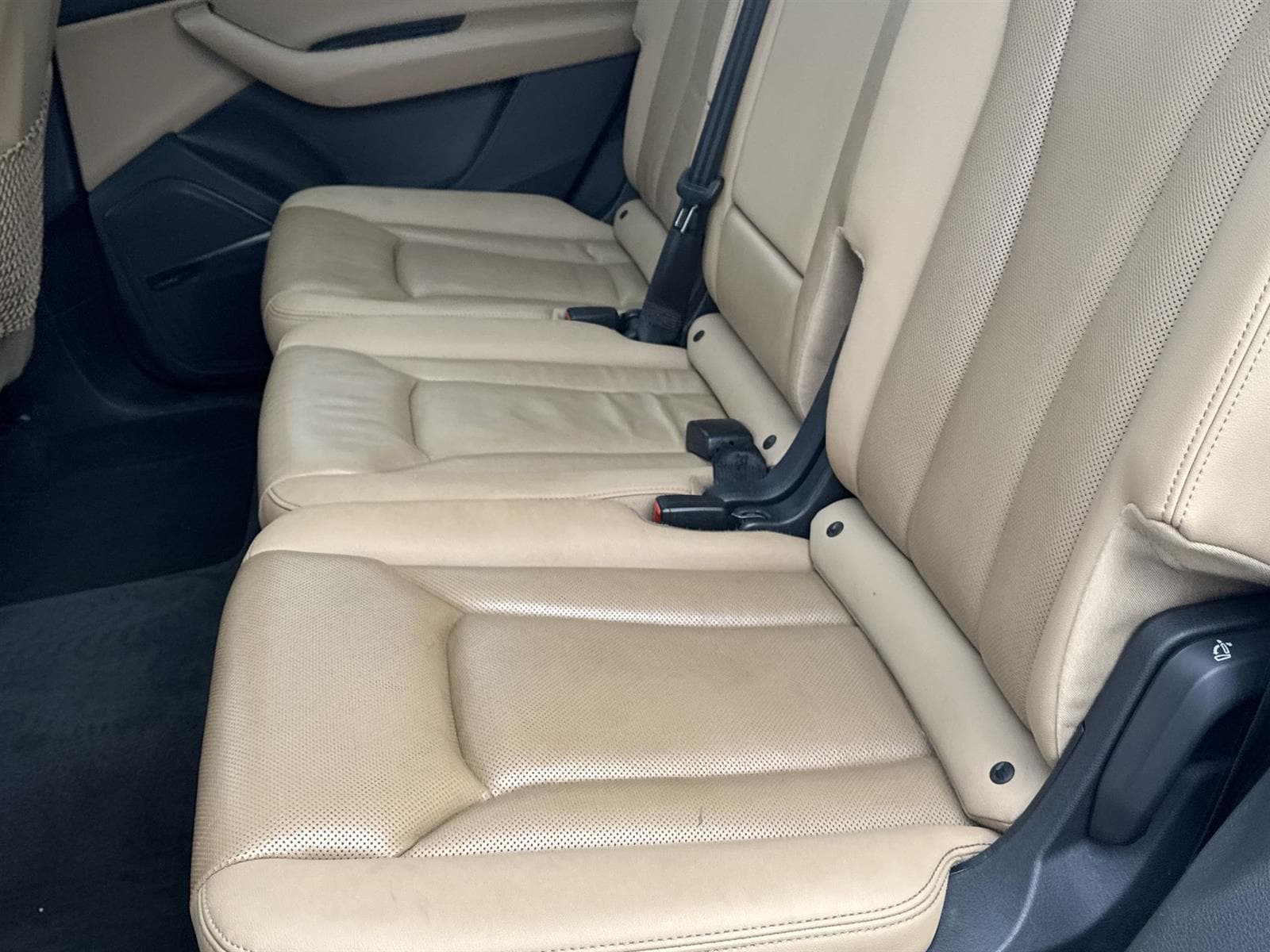 Thumbnail: 2020 Audi Q7 - 14